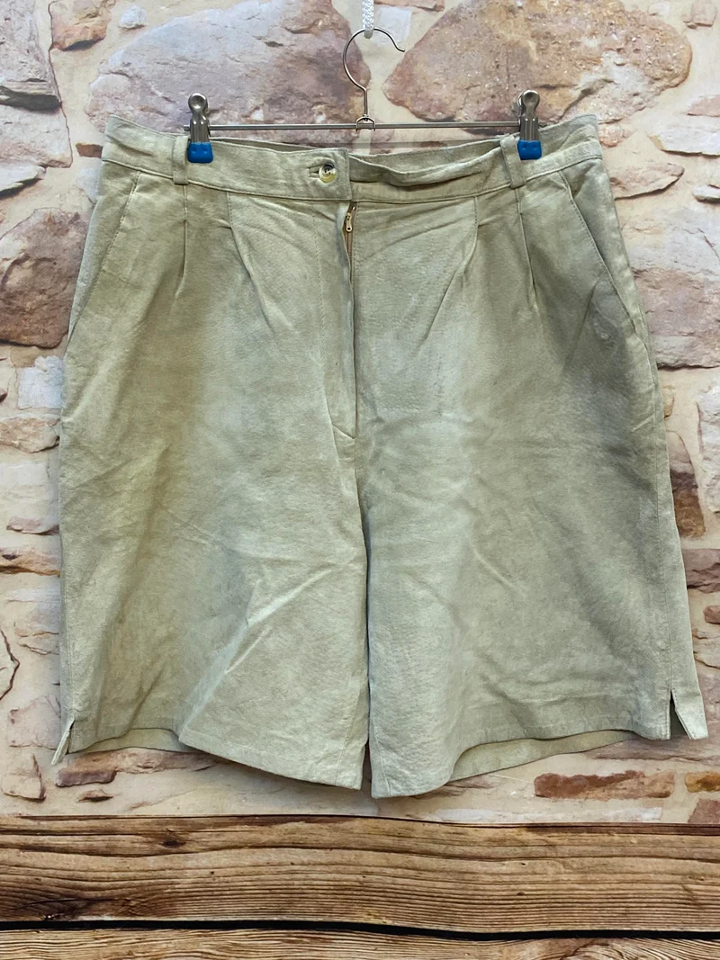 Damen Trachtenlederhose kurz Gr. 42 – beige