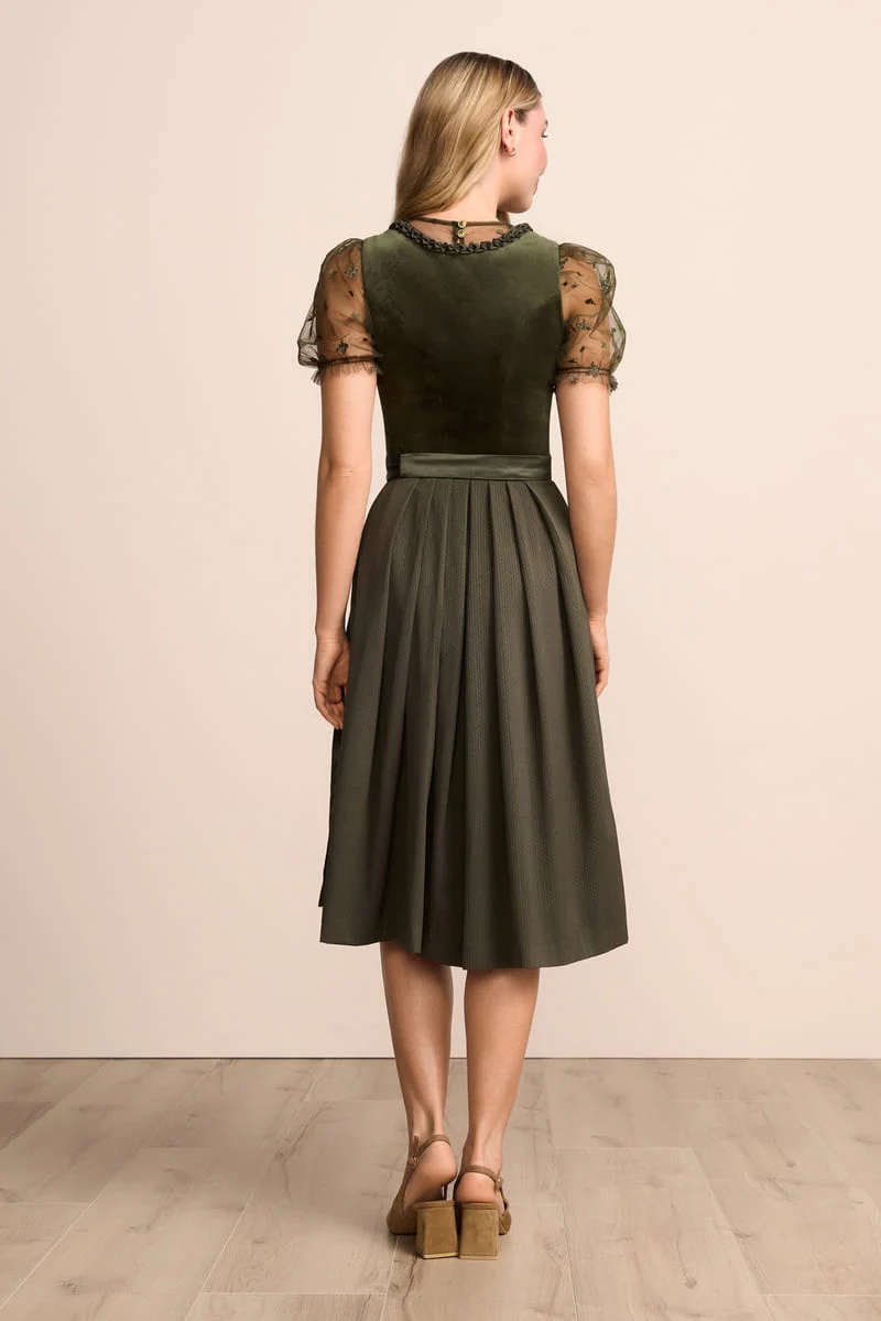Krüger Dirndl Nyvella 70 cm - nicht rabattierbar oliv