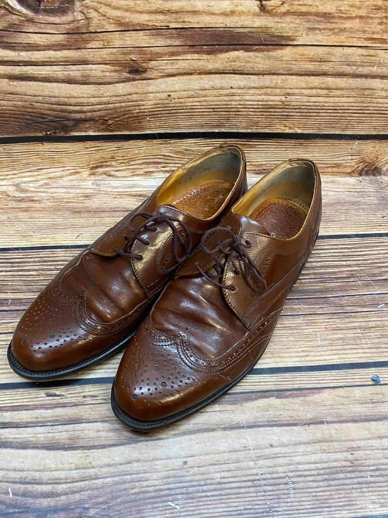 Vintage Bentley Lederschuhe Braun mit Lochmuster