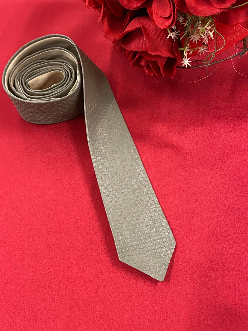 Vintage Lederkrawatte Grau mit Struktur – klassische Herren Krawatte