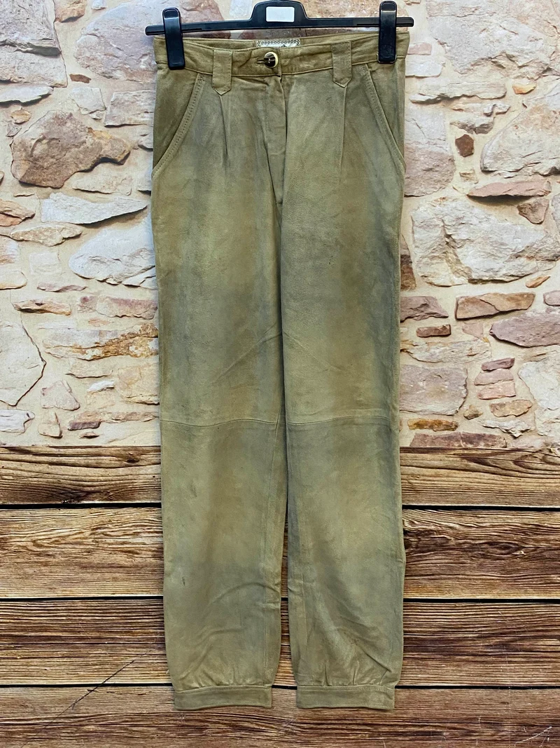 Damen Trachten Lederhose lang Gr. 40 – olivfarbene Wildlederhose