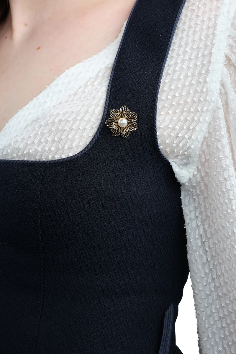Pin Blume mit Perle - gold