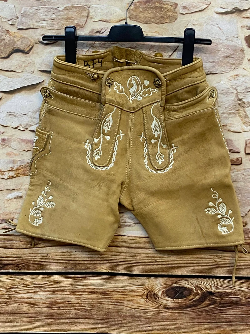 Vintage kurze Lederhose Trachtenhose Hirsch Stickerei beige Gr. 36