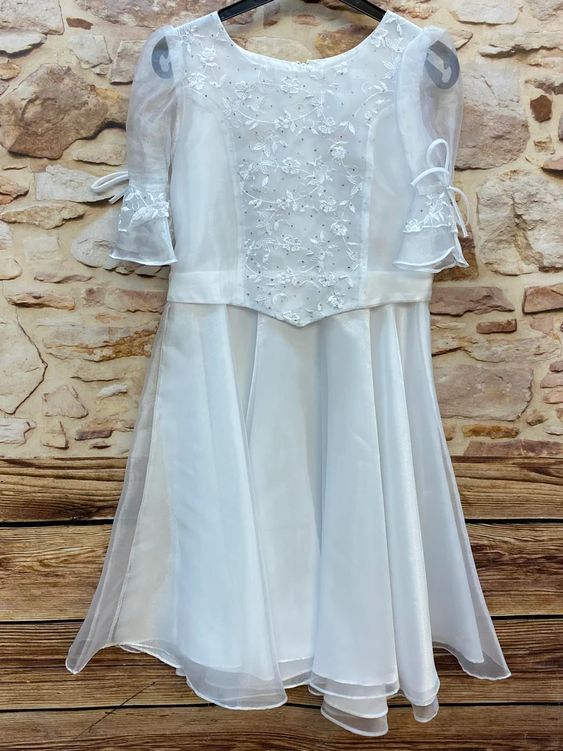 Kommunionkleid Weiß – Gr. 146 | Stickerei ungetragen