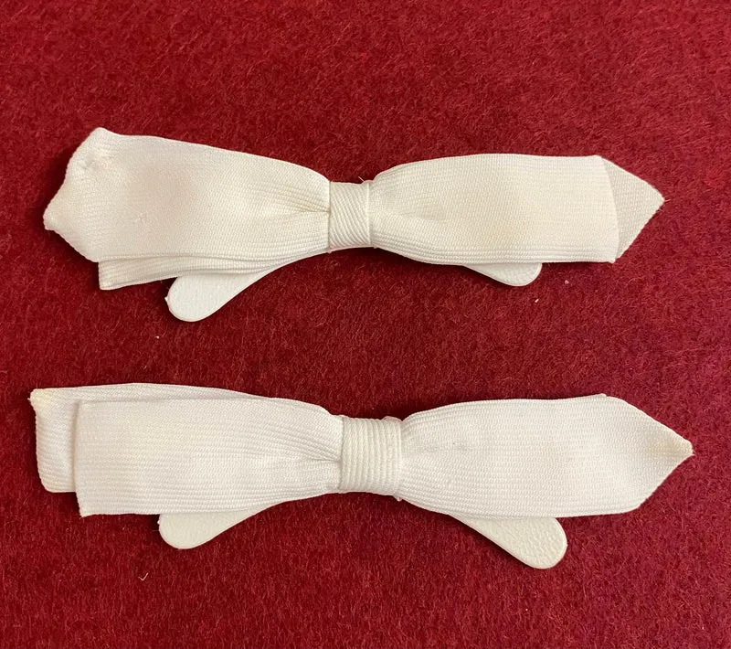 Vintage Fliege Cremeweiß – 2 Stück