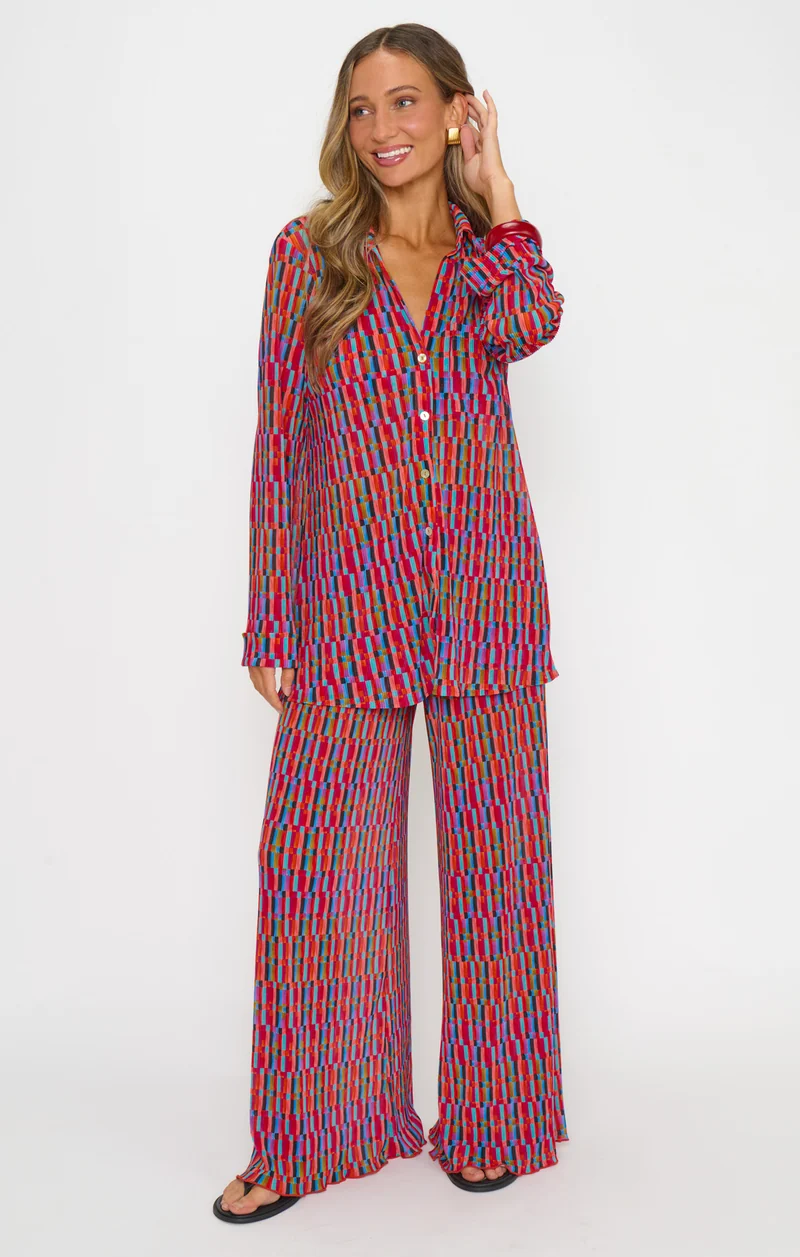 Wear Everywhere Tunic ~ Cabo Crush Geo
