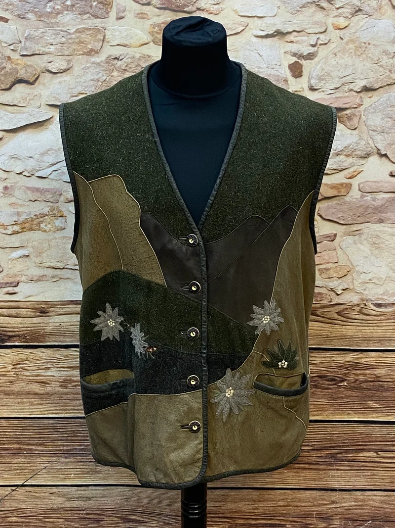 Trachtenweste Leder Lamm oliv Vintage mit Stickerei
