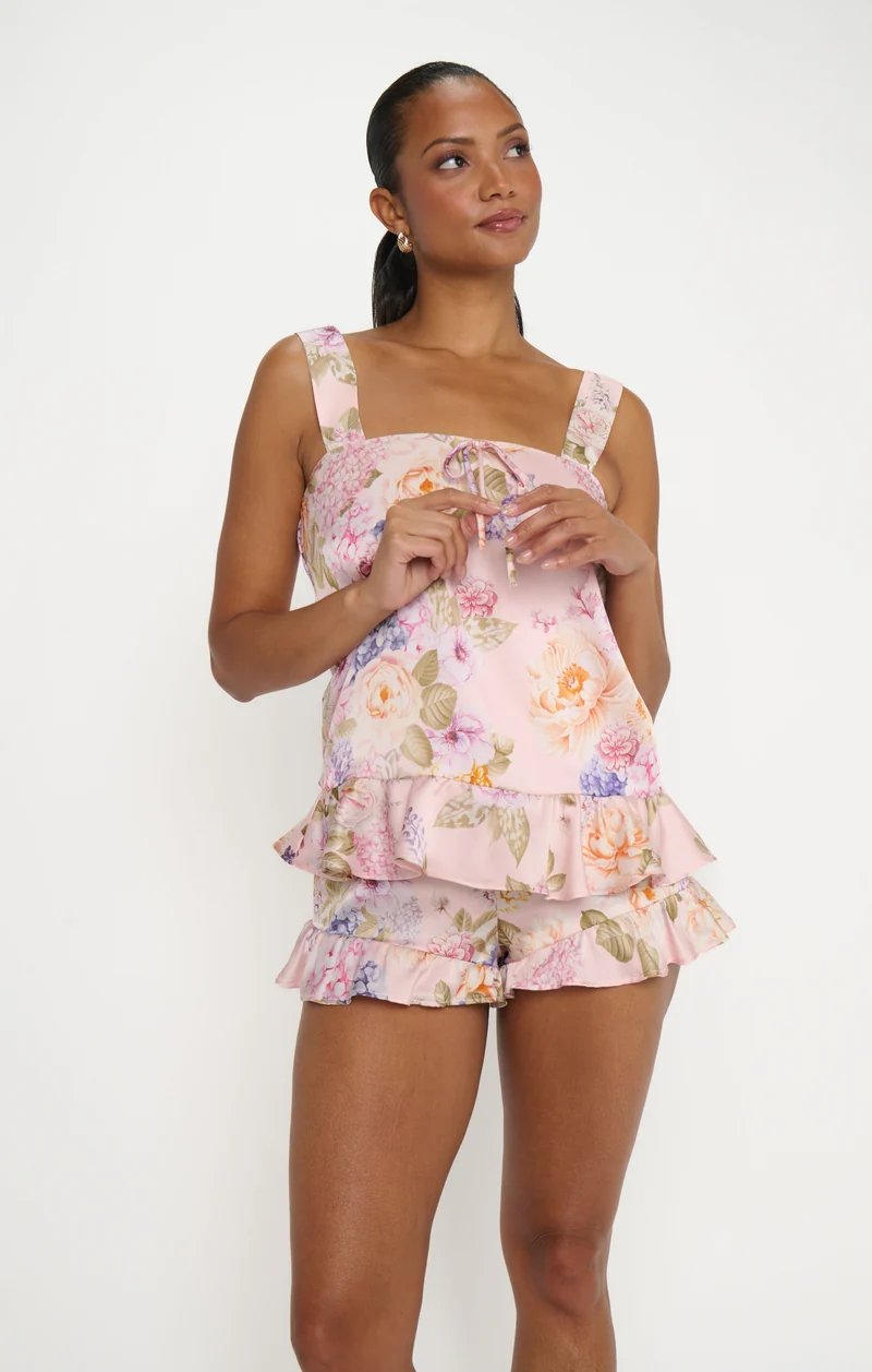 Touch Up Top ~ Powder Pink Blooms