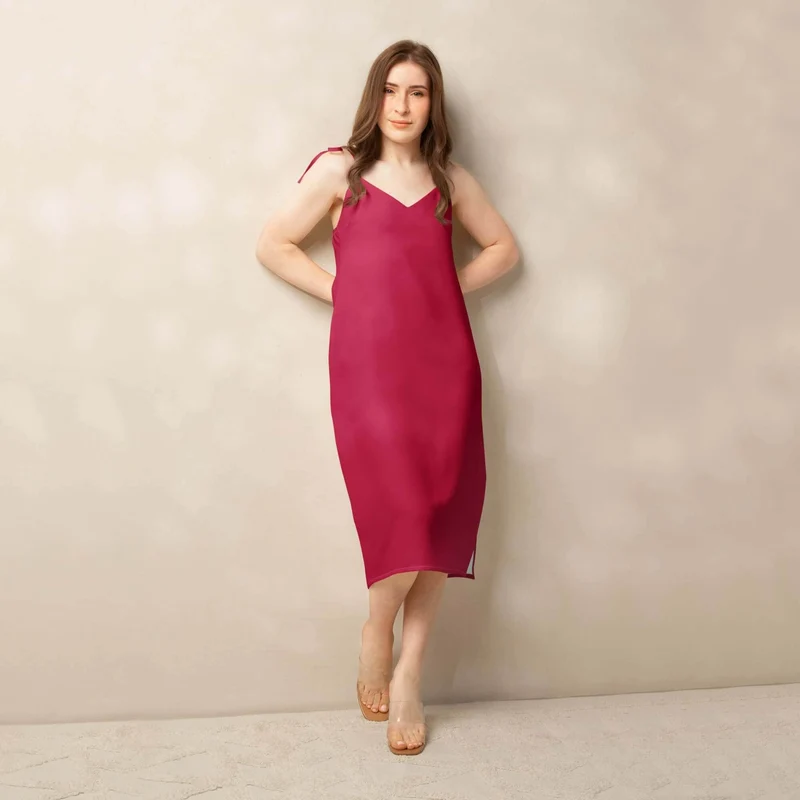Glamour and Comfort – A Versatile Slip Dress for Everyday and Occasions