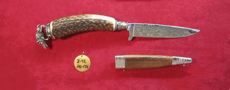 Trad Bavarian Deer Horn knife with Wild Boar