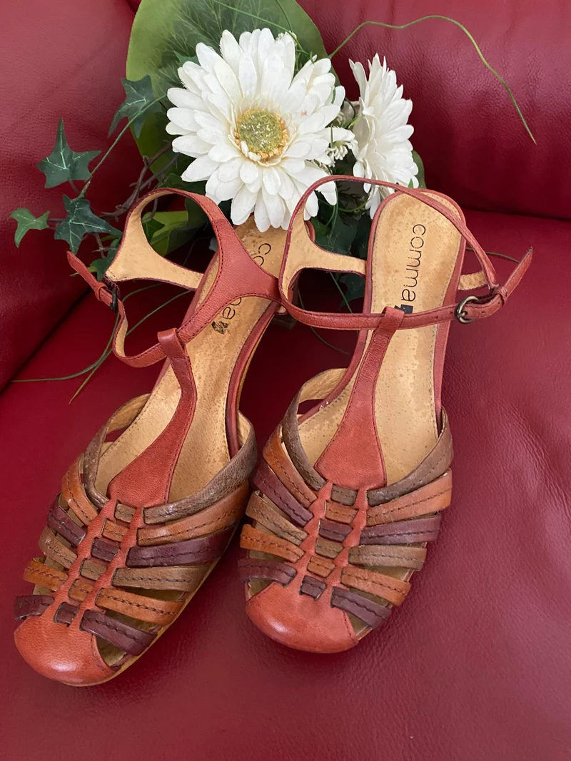 Vintage-Schuhe T-Steg Sandalen – Größe 39