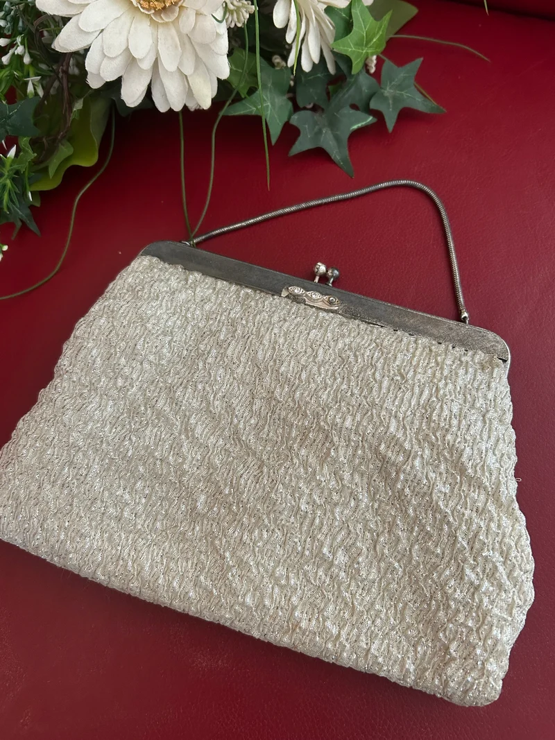 Abendtasche, Silber-Lamé – 22 × 14 cm