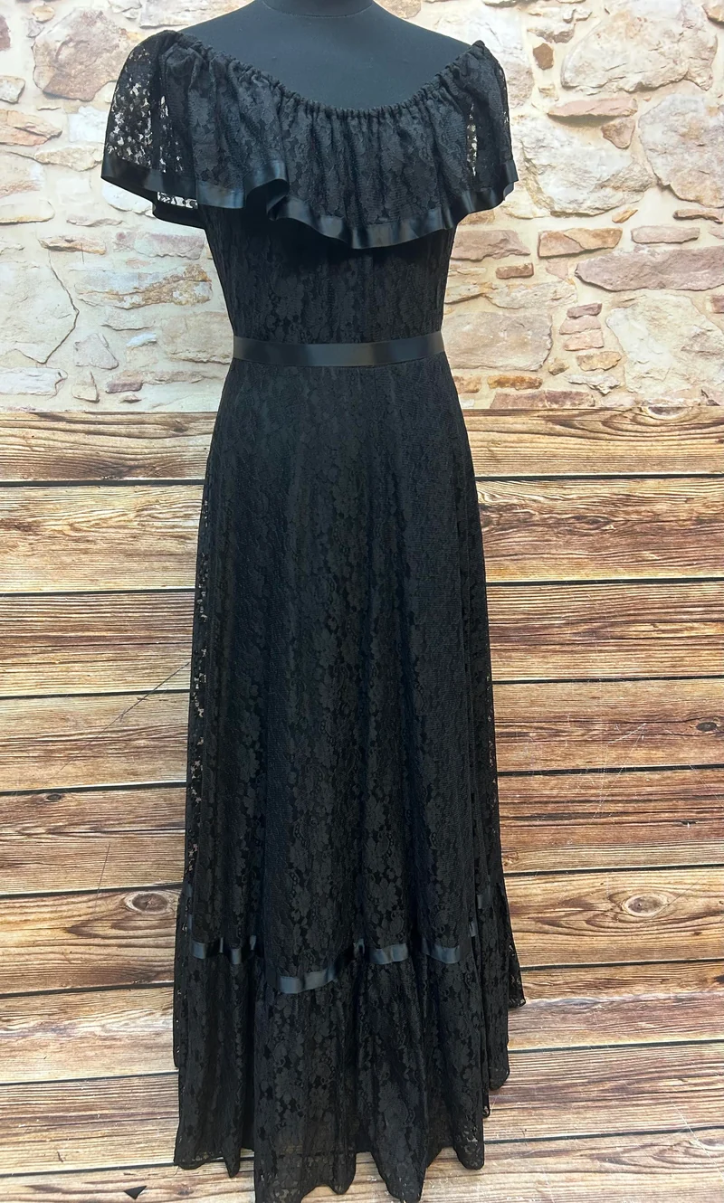 Vintage Spitzen-Maxikleid Gr. 34 – schwarze 80er-Jahre-Eleganz
