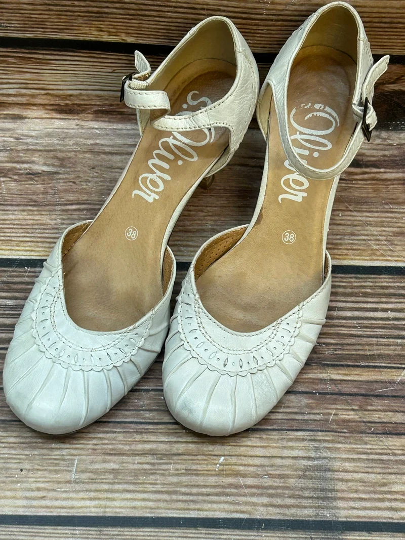 Vintage-Schuhe Riemchen-Pumps aus Leder – Größe 38