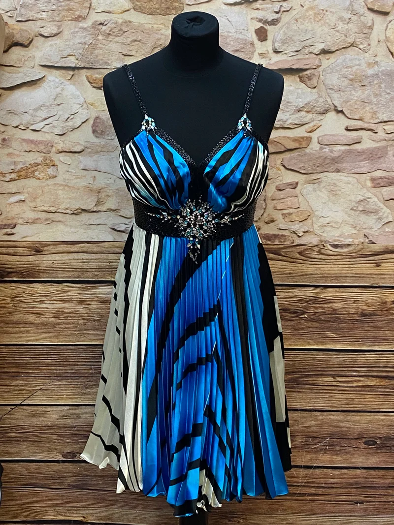 Fabelhaftes Plissee‐Abendkleid „Unique“ in XS