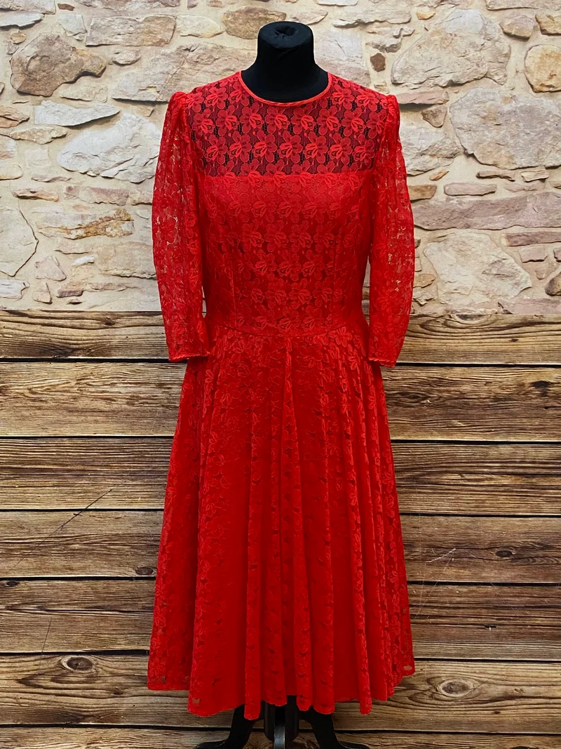 Vintage Spitzenkleid Rot – Theaterkostüm 80er Jahre Gr. 40