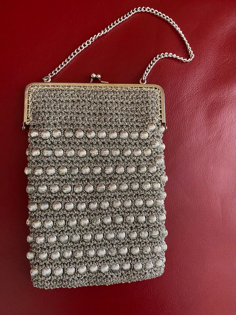 Silberne Vintage-Abendtasche