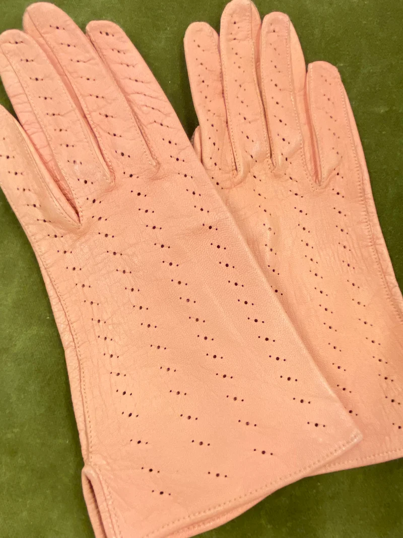 Kurze Vintage Handschuhe aus Leder Gr.S Damen lachsfarbend