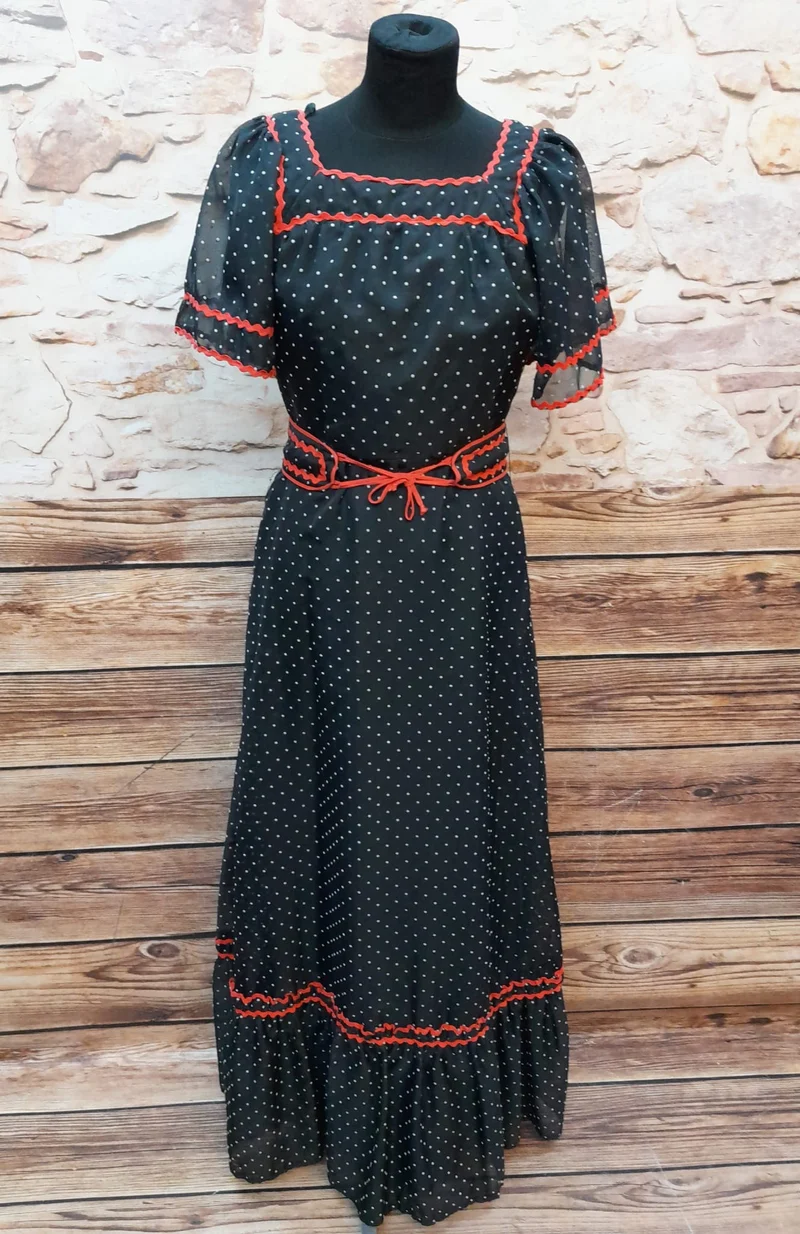60er Jahre Polka-Dot Vintagekleid Schwarz Weiß – Maxikleid mit roten Akzenten True Vintage