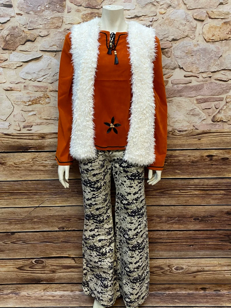 70er Jahre Damen Outfit mit Schlaghose, Bluse & Fellweste – Vintage Komplettlook Gr. 38