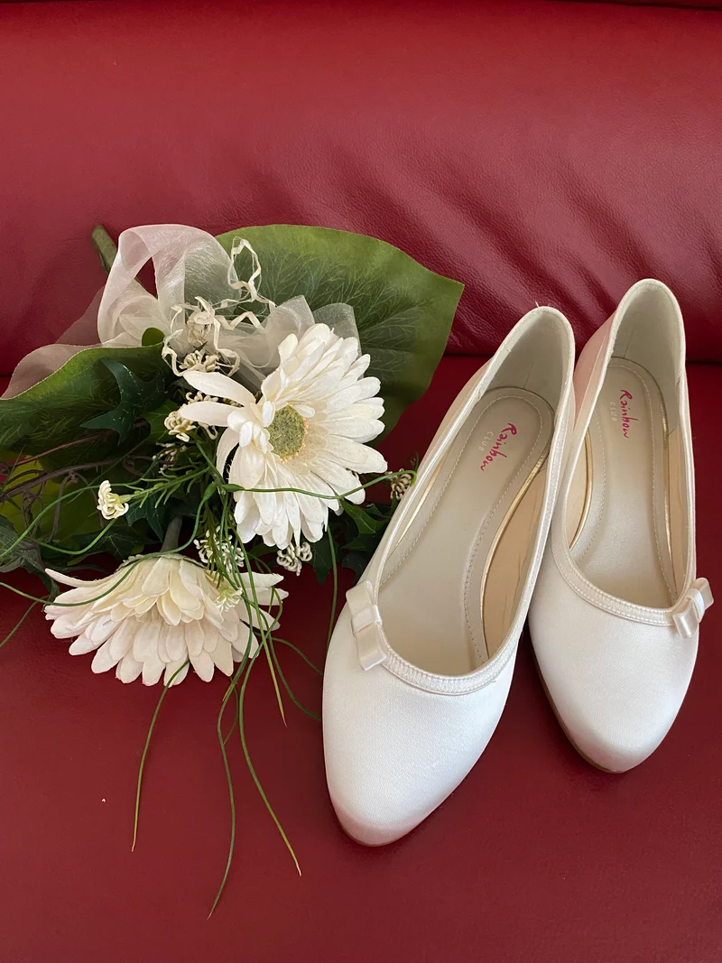 Brautschuhe von Rainbow Club Josephine, ungetragen