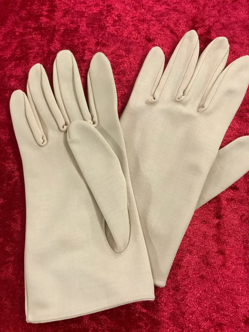 Elegante Vintage-Handschuhe Beige mit Knöpfen – Größe S