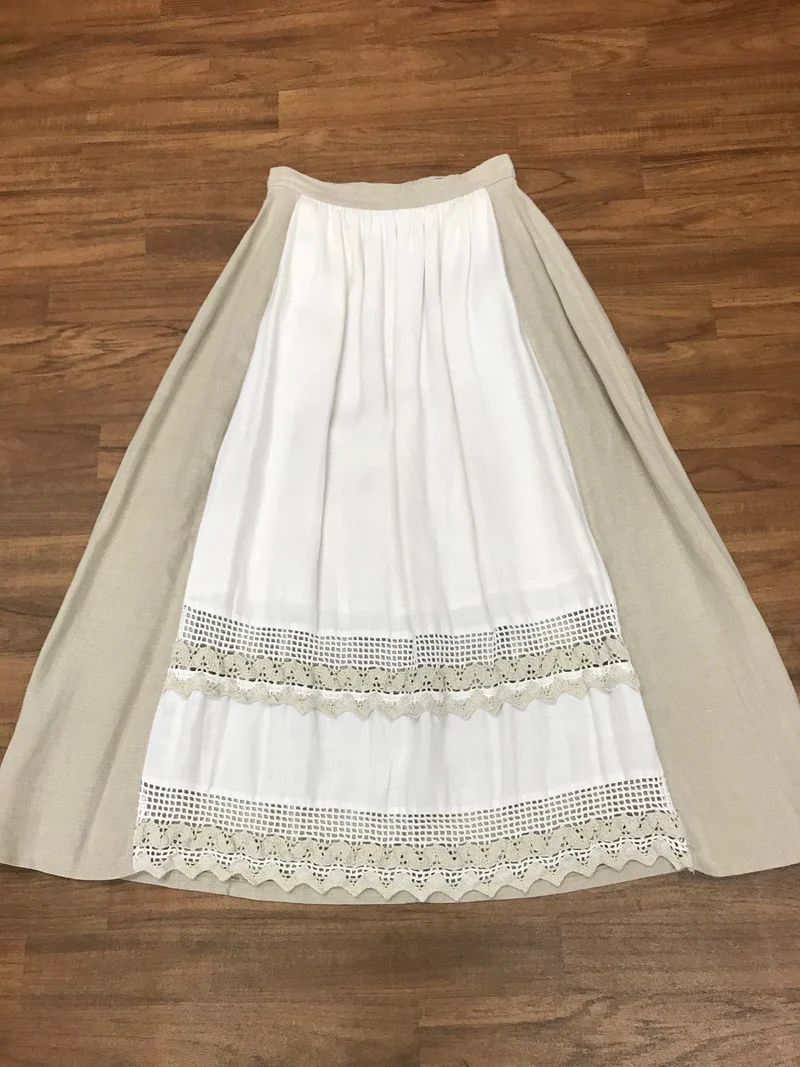 Trachtenrock Größe 36 – Leinen & Viskose in Beige/Weiß