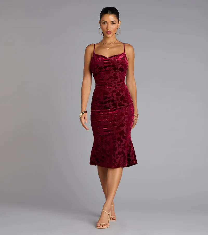 Oh-So-Chic Floral Velvet Burnout Midi Dress
